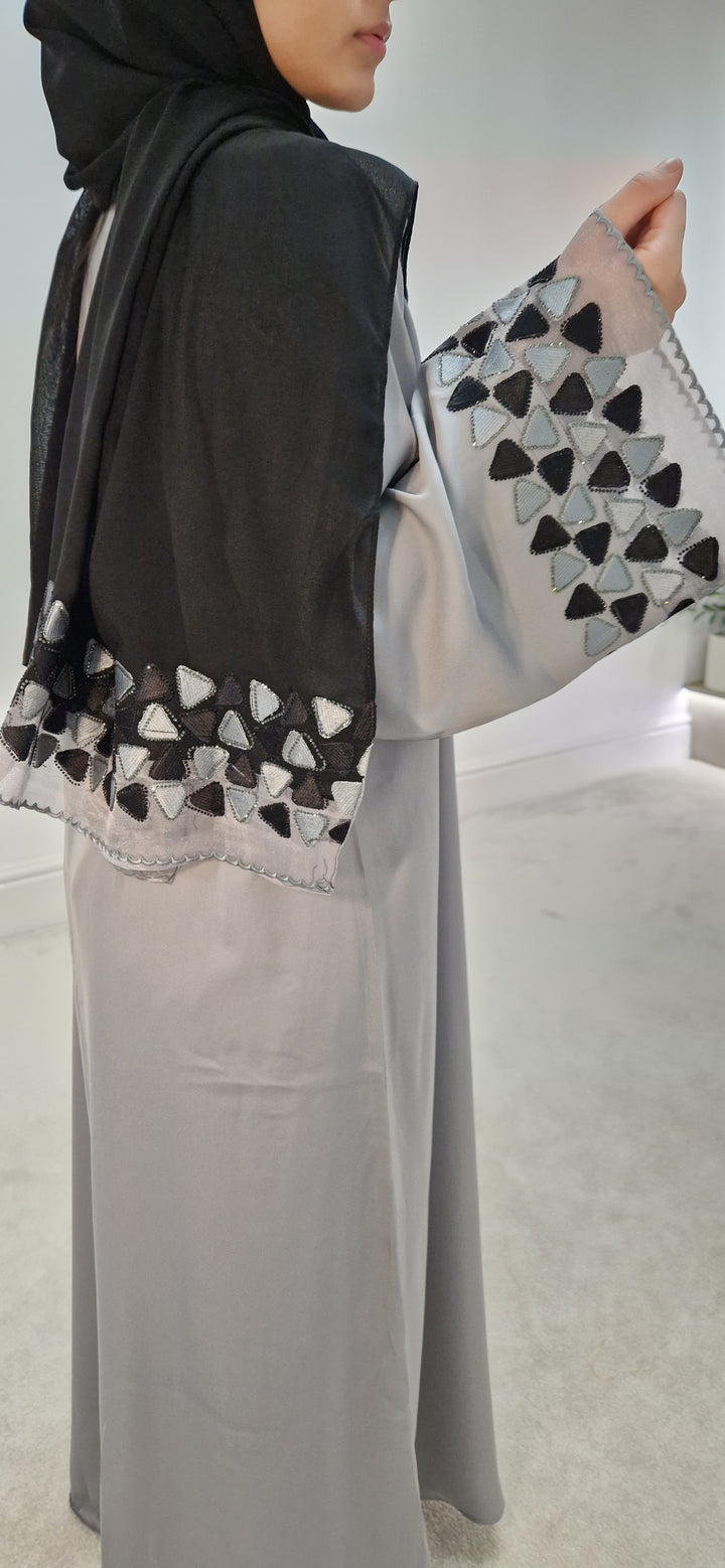 HANA ABAYA