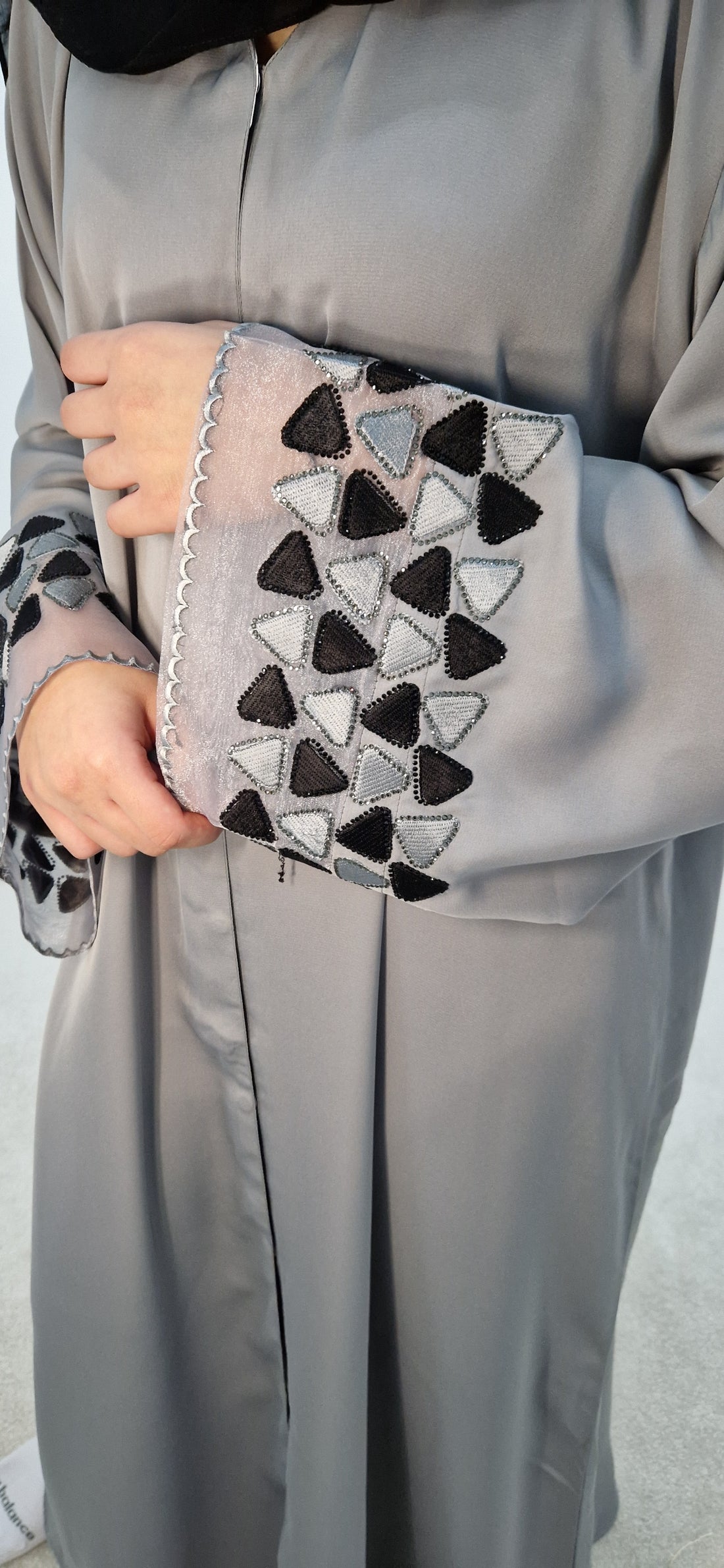 HANA ABAYA