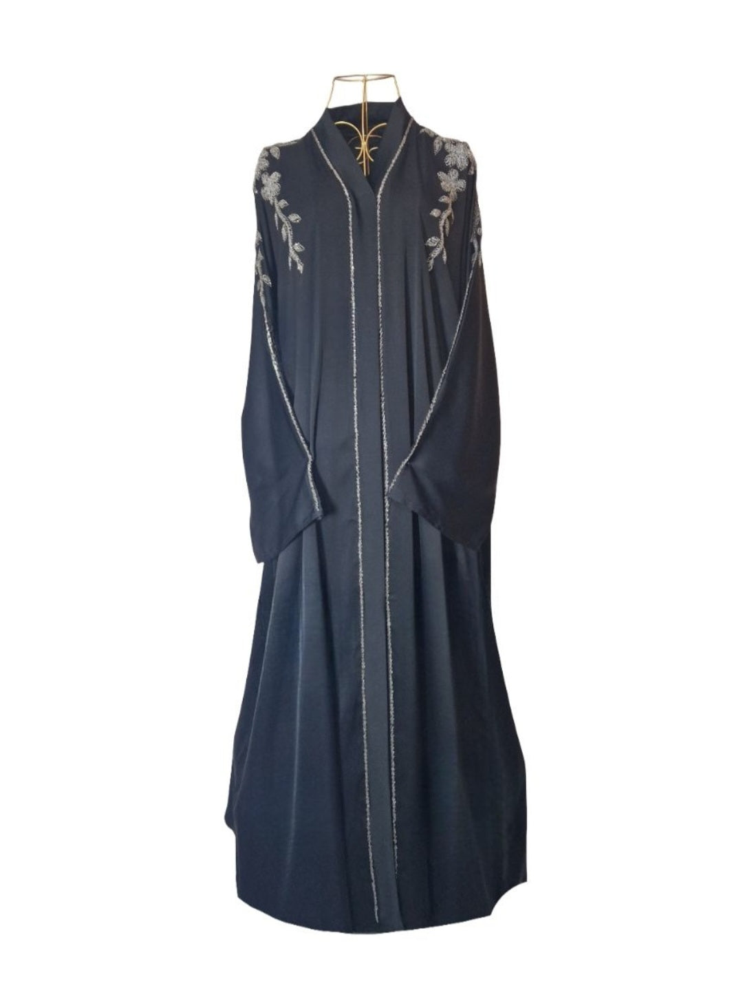 Nuha abaya