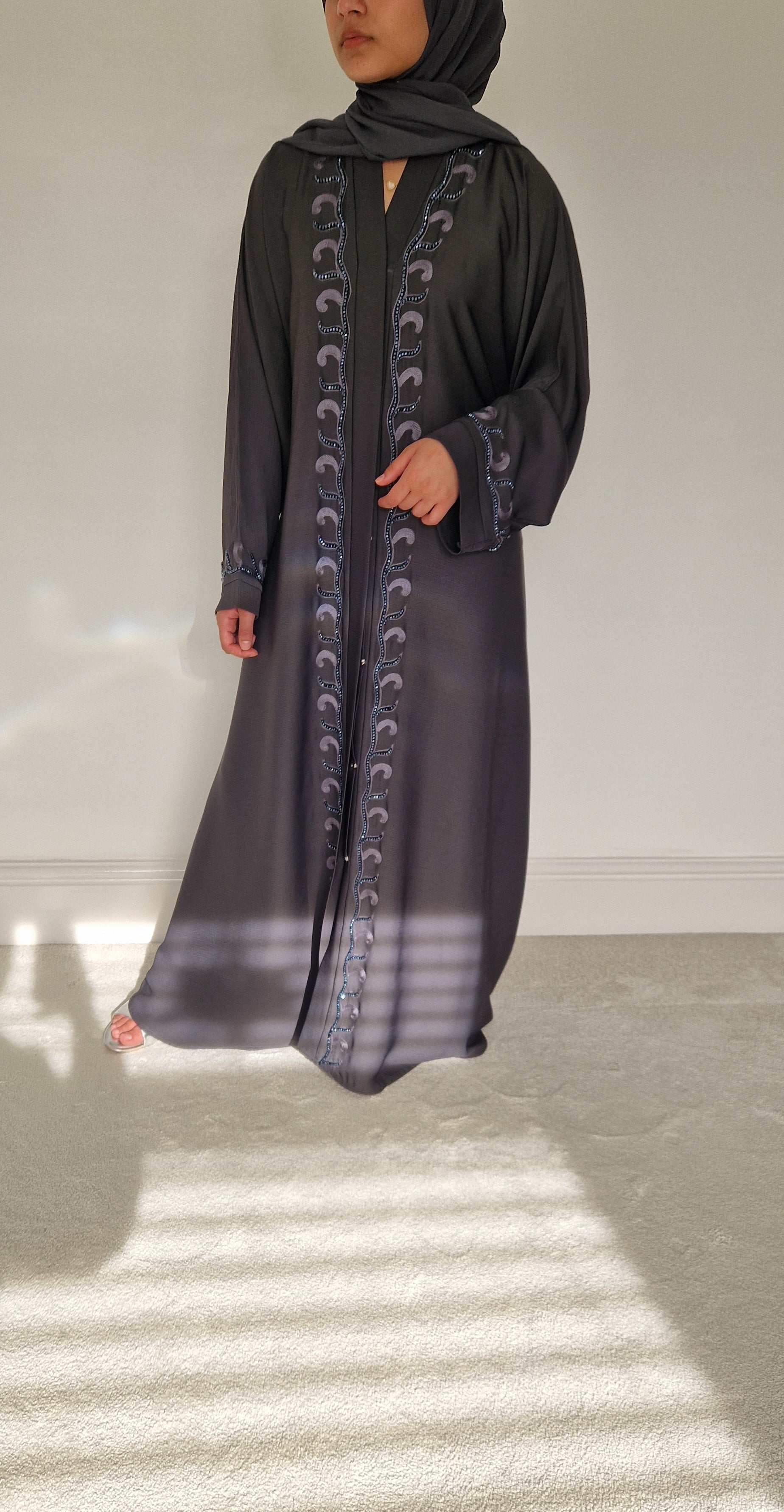 MAHNOOR ABAYA DARK GREY