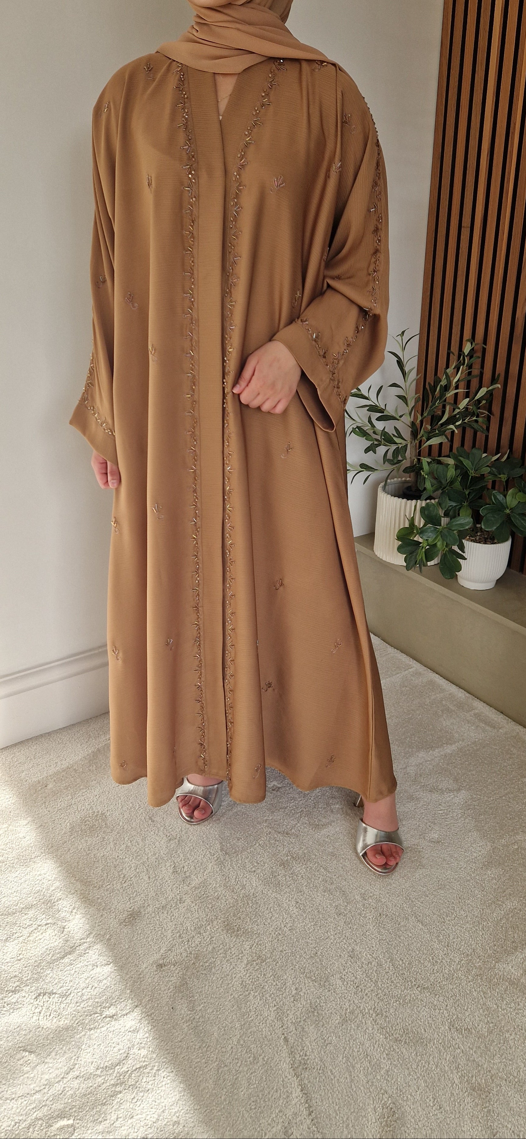 ARISA ABAYA