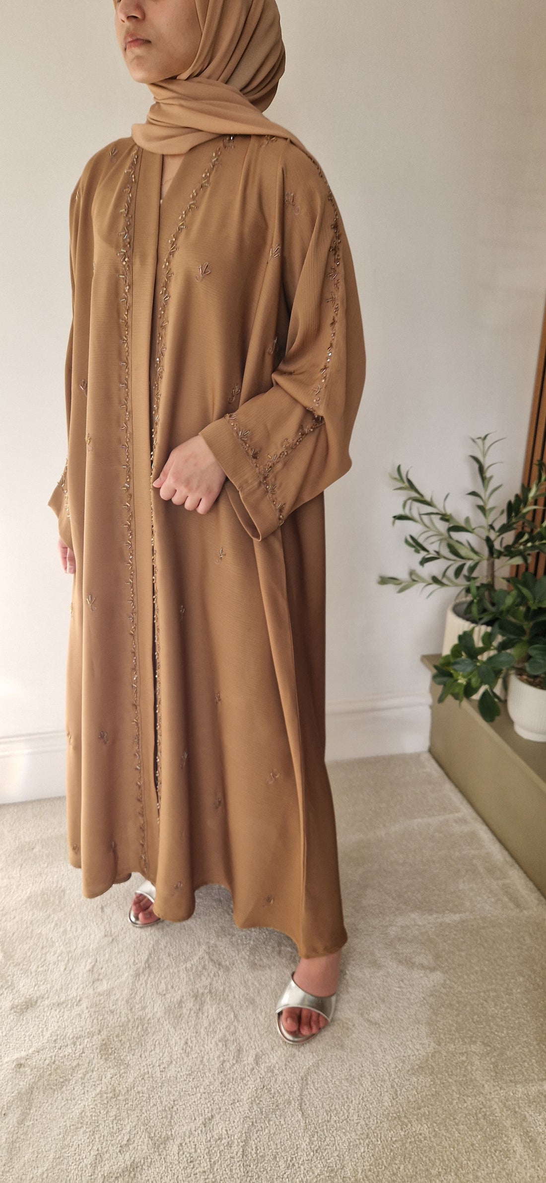 ARISA ABAYA