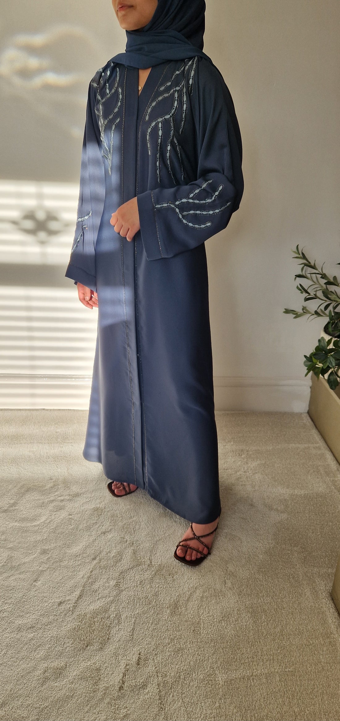 AZIZA GREY ABAYA