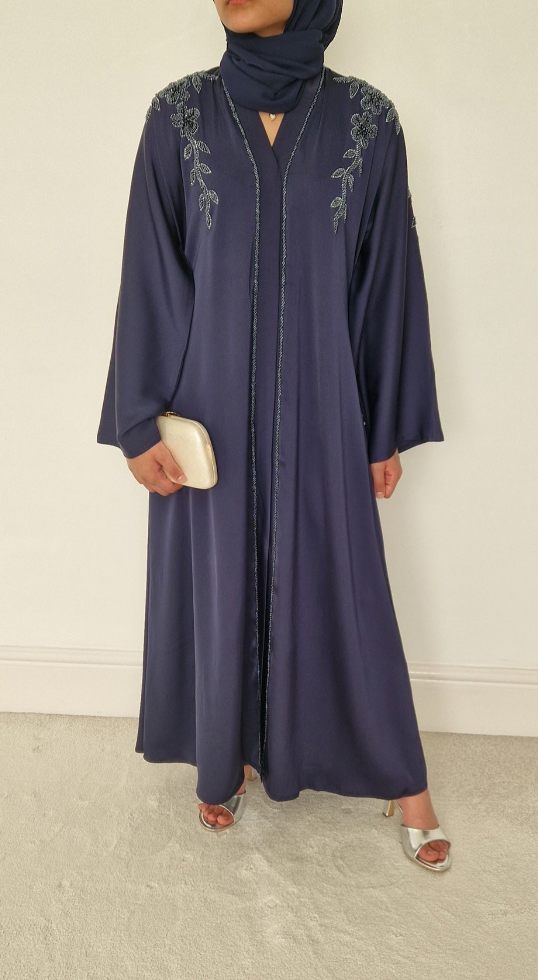 Nuha abaya blue