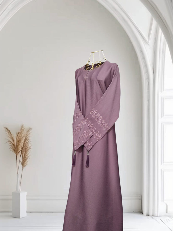 LEEZA ABAYA